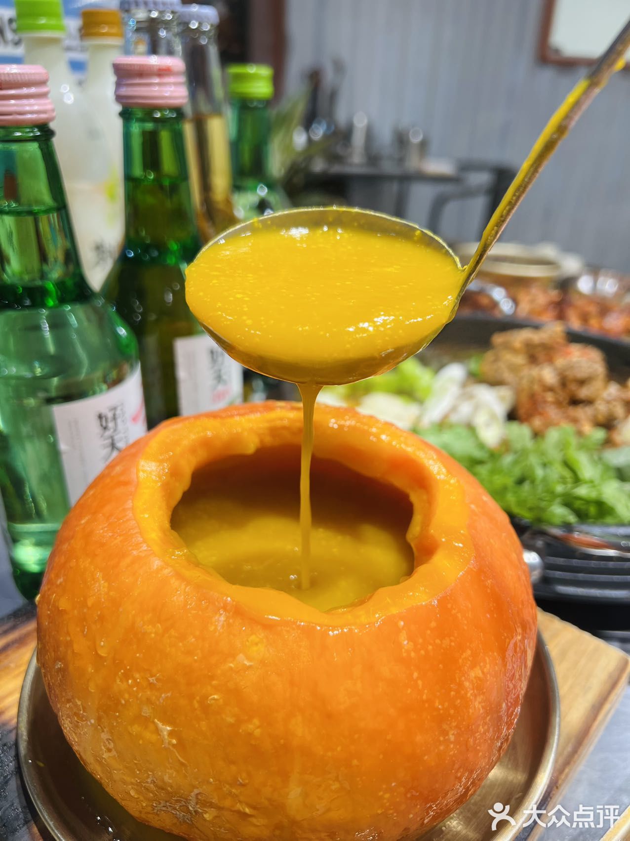 在北京，这一口酱蟹真是让人欲罢不能🦀️  