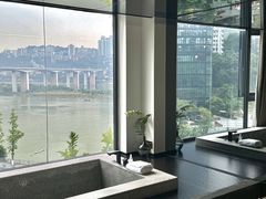 -Yolo私汤温泉设计师酒店(重庆南滨路店)
