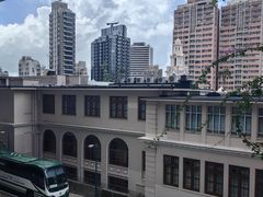 -香港大学