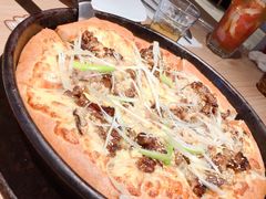 -必胜客(新中纬店)