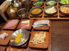 -银米·云南传统过桥米线(双廊黑金冠店)