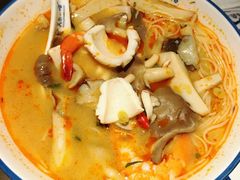 -美奈小馆·越南料理(中航城君尚购物中心店)
