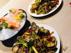 -日进一片海.生腌海鲜火锅.宵夜烧烤(三里屯总店)