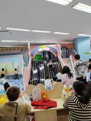 -孩子王(昆山招商花园城店)