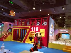 -汤姆猫亲子乐园(保利Mall店)