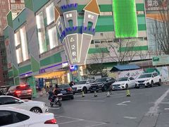 -盒马鲜生(红莲店)