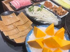 -老酉火锅(阳明古镇店)
