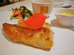 麦香玉米奶酪烤饭配罗勒酱烤三文鱼-Deer Park鹿园西餐(仁恒置地广场店)