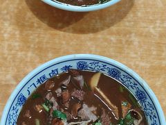 -门框胡同百年卤煮(鸟巢店)