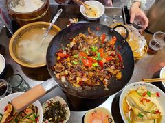 -富正毅三下锅·湘西韵味(天门山索道店)