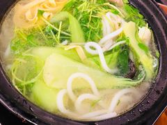 -丽虹云南过桥米线(兴工街店)