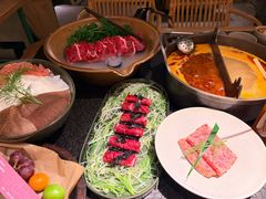 -三出山火锅(南京万象天地店)