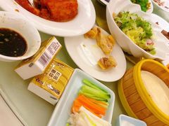 -梅龙镇酒家(南京西路总店)