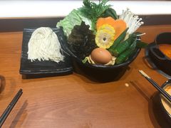-呷哺呷哺 黄金牧场 (欢乐谷店)