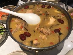 鸡枞炖老母鸡汤-鹿港小镇(金虹桥国际中心店)