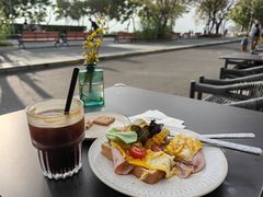 -ommo cafe(半岛城邦店)