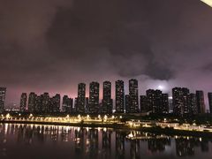 -南京眼步行桥