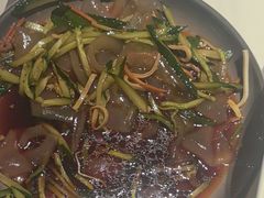 -八府香鸭·啫啫煲(华山路店)