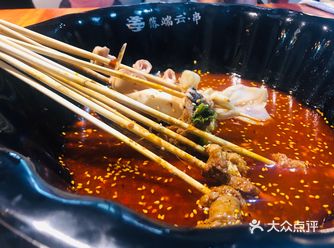 喜欢吃冷锅串串还是热锅串串？ 哈哈哈，喜欢冷锅