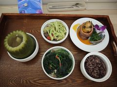 -雪梅月子中心(华侨城店)