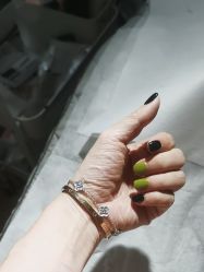 -UGIRL有个美甲
