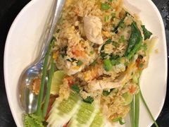 -J Daeng Seafood
