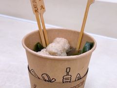 -全家便利店(洛川东路店)