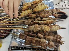 -云晓光头烧烤吧(德平路店)