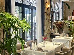 -Osteria Garden 生蚝花园餐厅(原进贤路店)