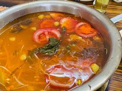 酸辣锅底-周良天山牛杂城(天山路总店)
