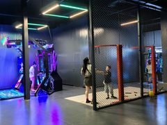 -极限PLAY运动娱乐新世界·团建派对表演休闲馆·室内高空游乐园