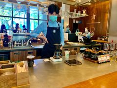大堂-星巴克臻选(深圳万象天地旗舰店)
