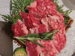 -草家酱蟹炭火烤肉店(珲春南路一店)