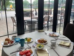 -上海佘山世茂艾美酒店