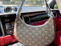 -CELINE(尚嘉中心店)