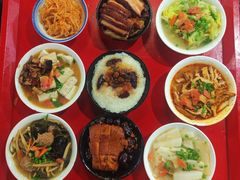 -蓝田九大碗民俗食府(蓝田店)