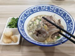 -丰登陕西水盆牛羊肉·泡馍