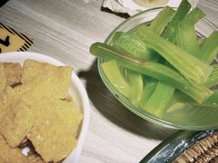 青笋条-真牛哇·香辣汽锅蛙(天河城店)