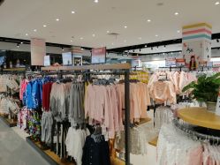 -爱婴室(上海百联中环店)