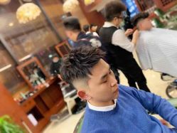 -尼特斯男士发型馆