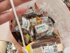 -来伊份(绿杨路店)