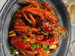 -肥肥虾庄·金牌油焖大虾(首义路店)
