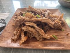 -天天向上素食餐厅(五台山店)