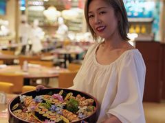 -咖啡苑自助餐厅·中国大饭店
