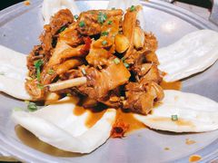 地锅本仔鸡-小菜园新徽菜(蚌埠蚌山万达店)