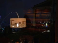 -FLAIR顶层餐厅酒吧(浦东丽思卡尔顿酒店)