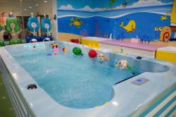 -香港3861婴幼儿游泳馆(东海商务中心店)