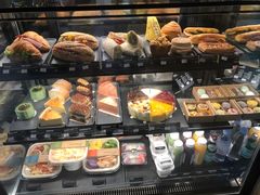 -星巴克(杭州西湖银泰1F店)