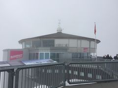 -希尔特峰