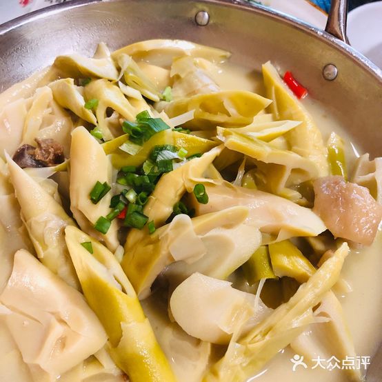 新巴蜀鱼馆(中山路店)